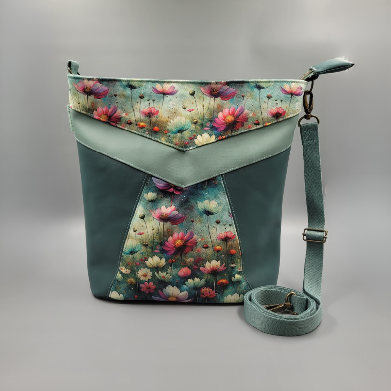 Beuteltasche Elva mint mit Blumenprint Beuteltasche Elva mint mit Blumenprint